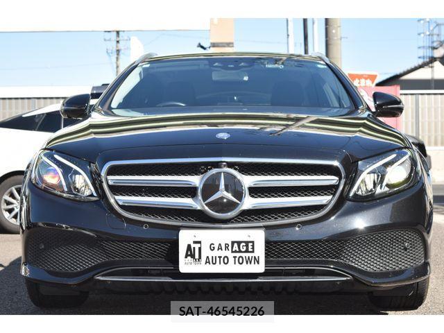 Mercedes Benz E-CLASS 2017-03 4326876-1
