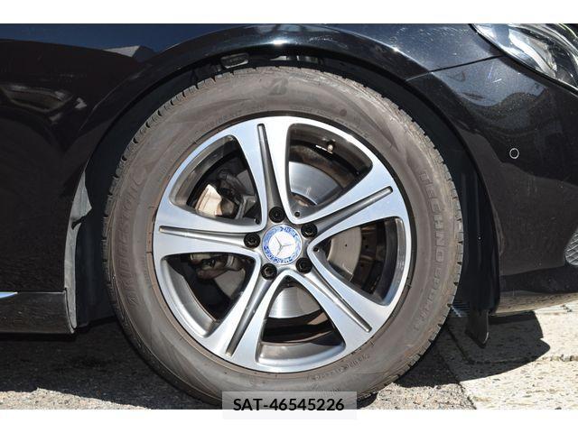 Mercedes Benz E-CLASS 2017-03 4326876-8