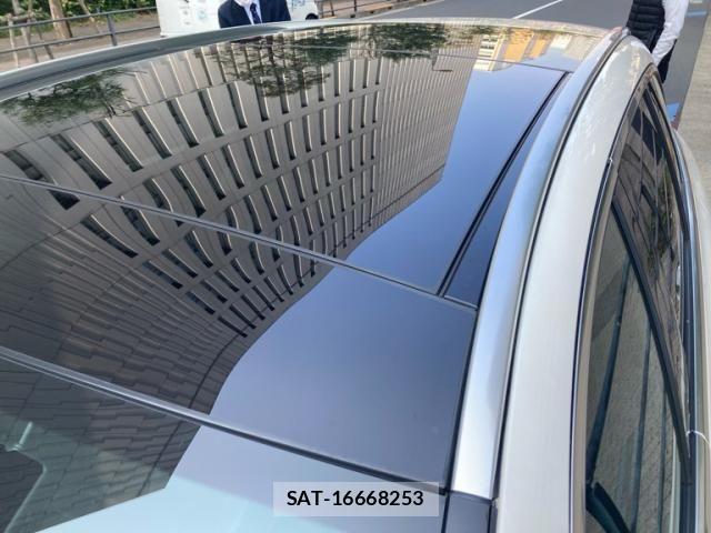 Mercedes Benz E-CLASS 2022-09 5871819-11