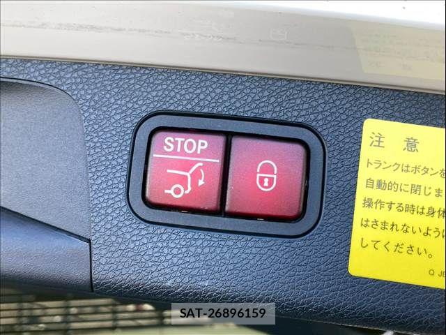 Mercedes Benz E-CLASS 2017-04 5871820-10