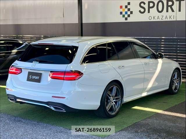 Mercedes Benz E-CLASS 2017-04 5871820-16