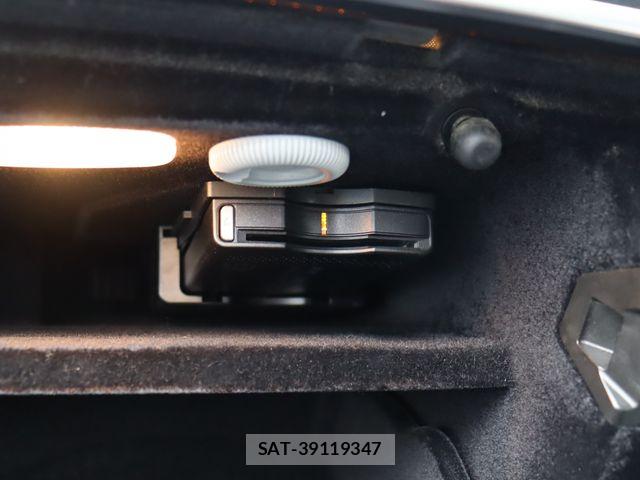 Mercedes Benz E-CLASS 2015-01 6613177-11