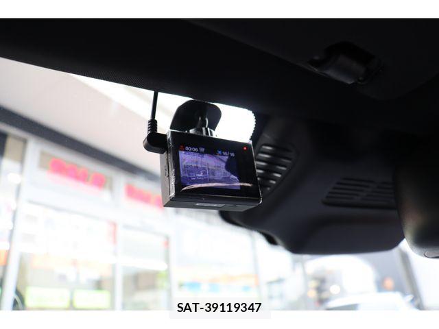 Mercedes Benz E-CLASS 2015-01 6613177-14