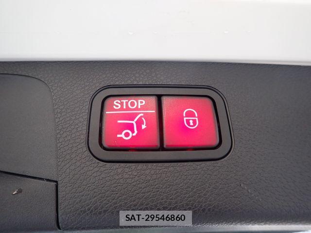 Mercedes Benz E-CLASS 2022-03 6613171-23
