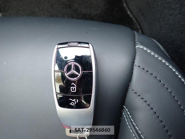 Mercedes Benz E-CLASS 2022-03 6613171-27