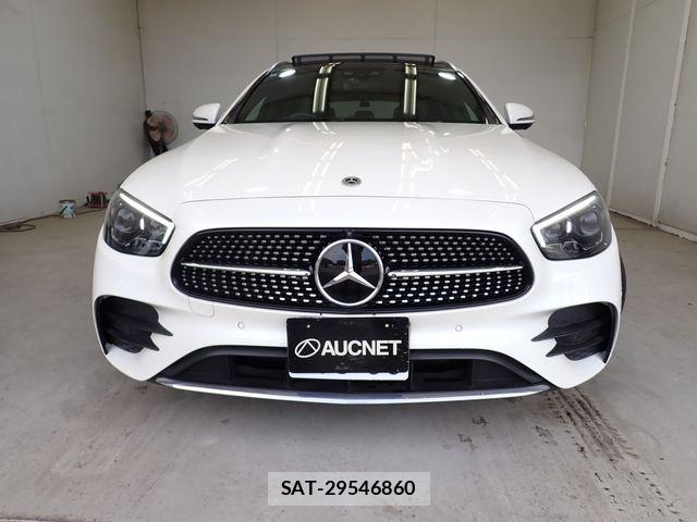 Mercedes Benz E-CLASS 2022-03 6613171-5