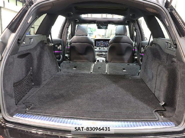 Mercedes Benz E-CLASS 2021-03 6908302-6