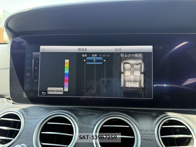 Mercedes Benz E-CLASS 2017-05 7020881-23
