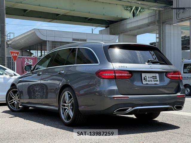 Mercedes Benz E-CLASS 2017-05 7020881-5