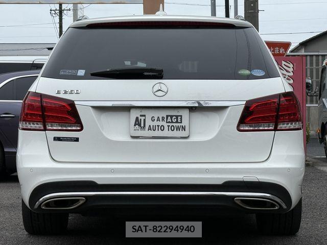 Mercedes Benz E-CLASS 2016-06 7059486-4
