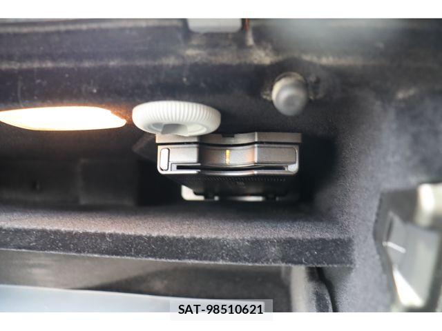 Mercedes Benz E-CLASS 2016-01 7059485-11