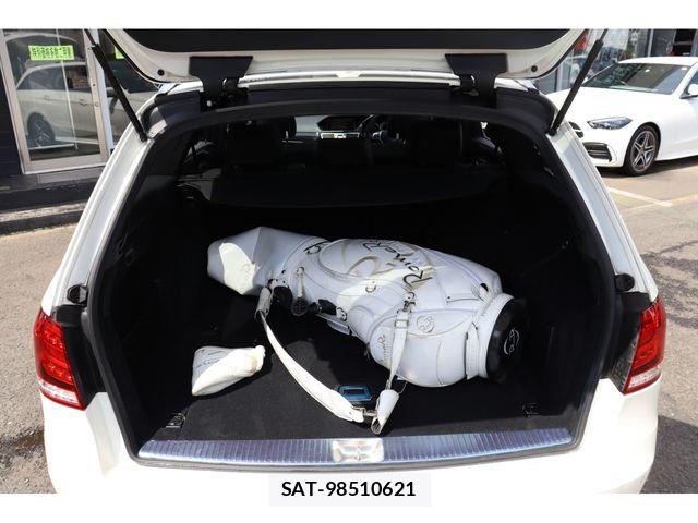 Mercedes Benz E-CLASS 2016-01 7059485-23
