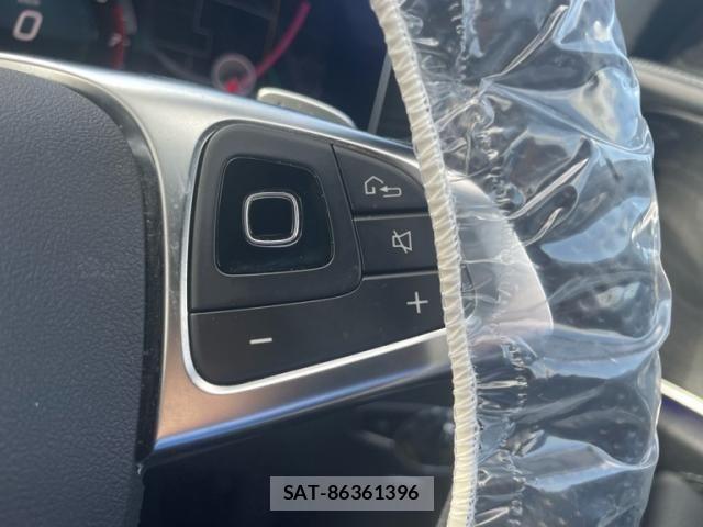 Mercedes Benz E-CLASS 2018-03 7059487-17