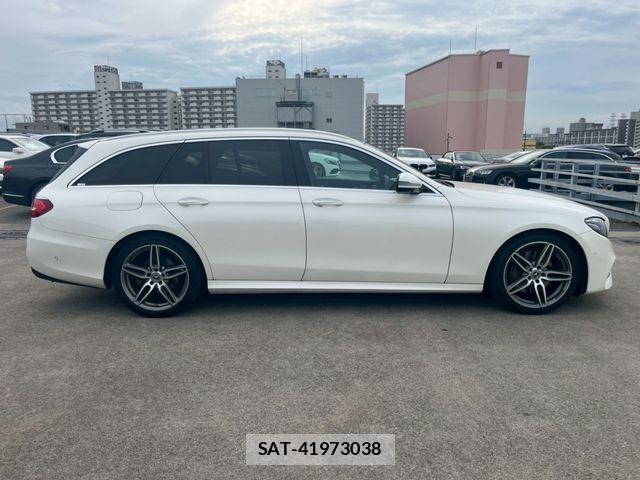 Mercedes Benz E-CLASS 2018-12 7221603-8