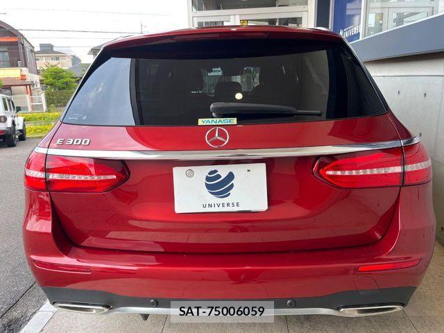 Mercedes Benz E-CLASS 2020-07 7221600-12