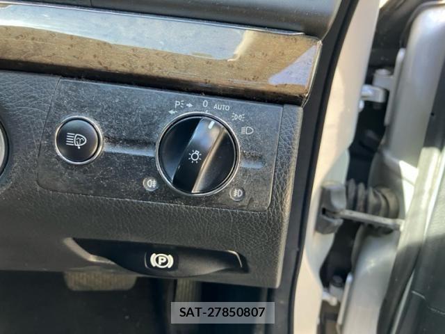 Mercedes Benz E-CLASS 2007-03 7221586-16