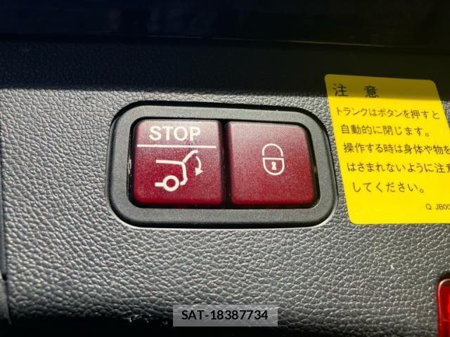 Mercedes Benz E-CLASS 2014-02 7221593-14