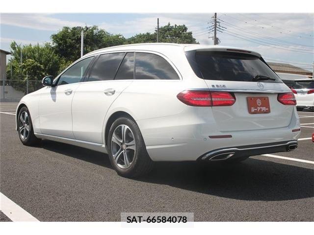 Mercedes Benz E-CLASS 2016-12 7221599-13