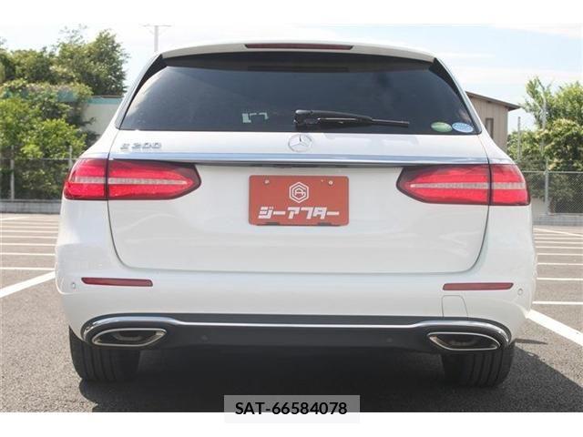Mercedes Benz E-CLASS 2016-12 7221599-14