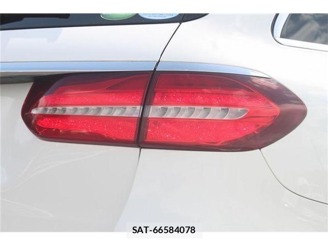 Mercedes Benz E-CLASS 2016-12 7221599-16
