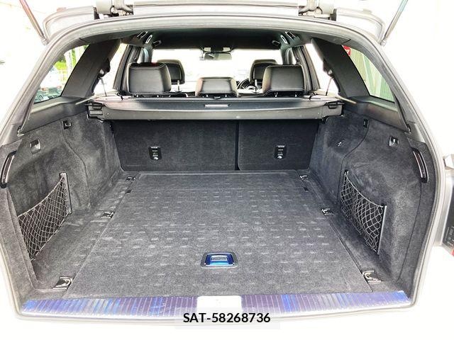 Mercedes Benz E-CLASS 2013-06 7221597-26