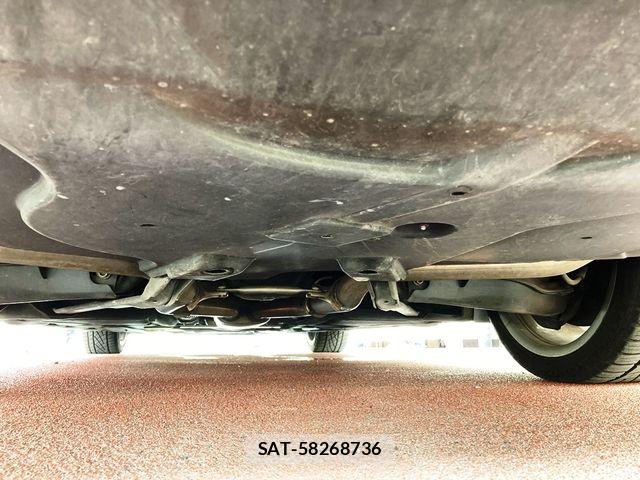 Mercedes Benz E-CLASS 2013-06 7221597-27