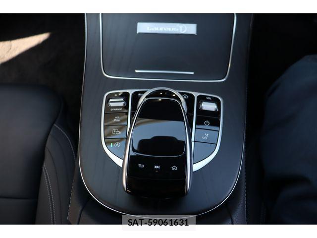 Mercedes Benz E-CLASS 2020-01 7328295-12