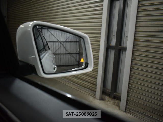 Mercedes Benz E-CLASS 2015-09 7392830-24