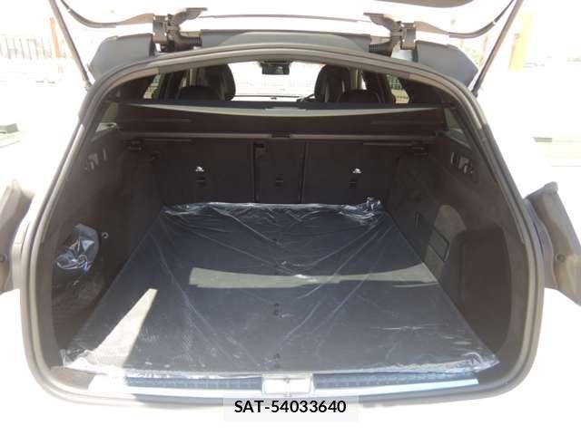 Mercedes Benz E-CLASS 2025-01 7455710-14