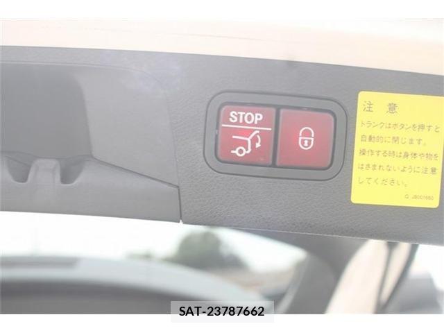 Mercedes Benz E-CLASS 2017-04 7509173-3