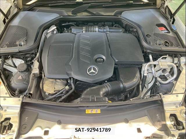 Mercedes Benz E-CLASS 2017-03 7501454-11