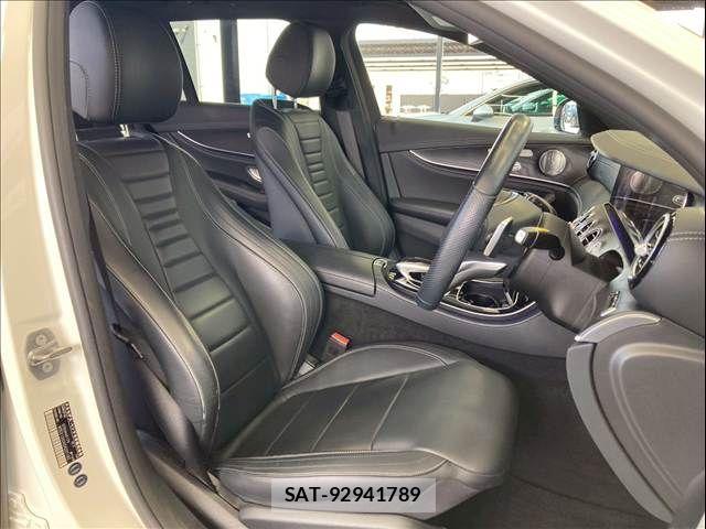 Mercedes Benz E-CLASS 2017-03 7501454-5