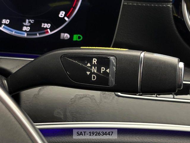 Mercedes Benz E-CLASS 2017-07 7501456-11