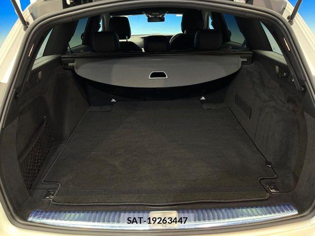 Mercedes Benz E-CLASS 2017-07 7501456-12