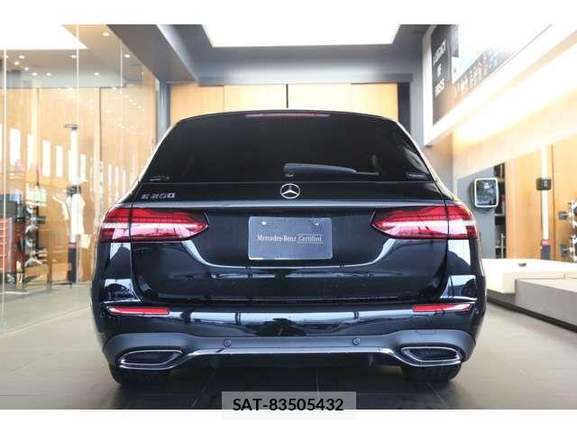 Mercedes Benz E-CLASS 2024-06 7617999-7