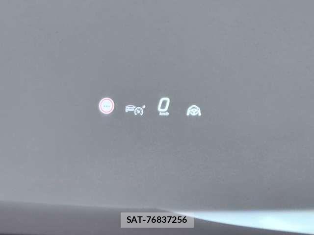 Mercedes Benz E-CLASS 2025-03 7725539-14