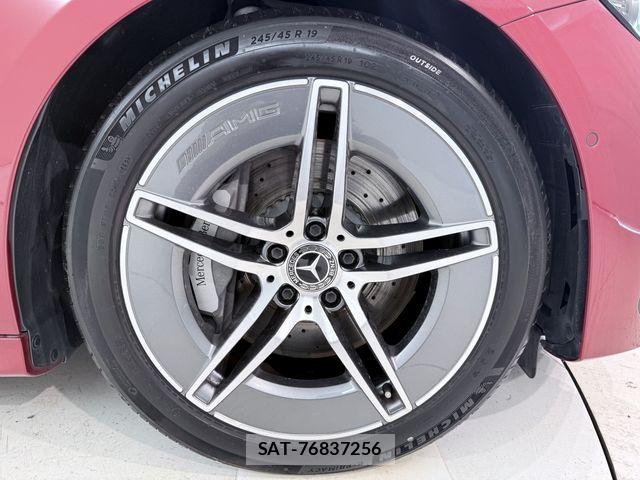Mercedes Benz E-CLASS 2025-03 7725539-25