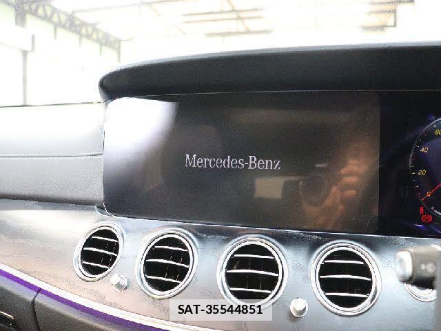 Mercedes Benz E-CLASS 2021-06 7725541-9