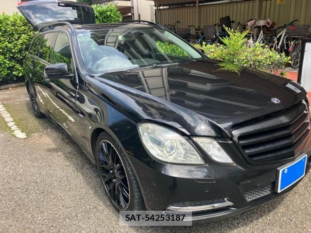 Mercedes Benz E-CLASS 2011-03 7786939-0
