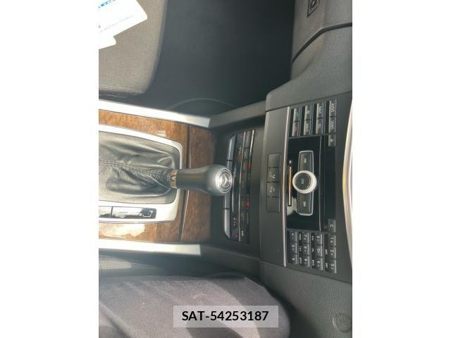 Mercedes Benz E-CLASS 2011-03 7786939-18