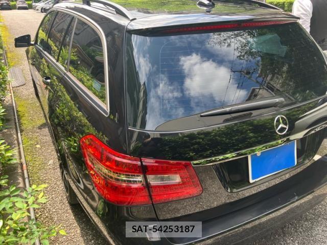 Mercedes Benz E-CLASS 2011-03 7786939-1