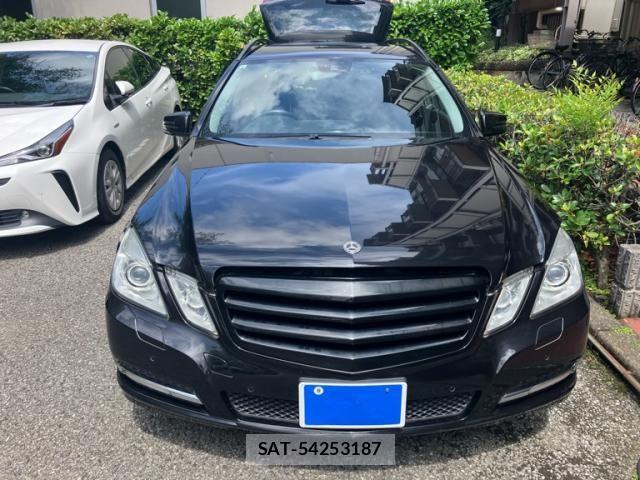 Mercedes Benz E-CLASS 2011-03 7786939-2