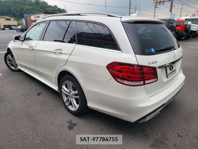 Mercedes Benz E-CLASS 2015-06 7877693-15