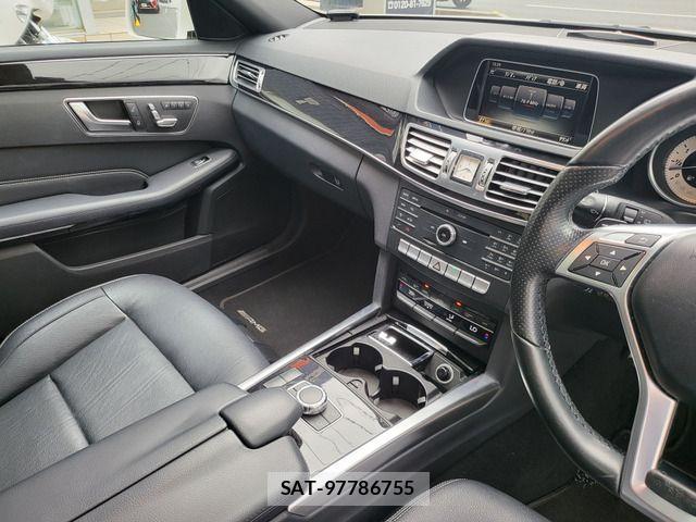 Mercedes Benz E-CLASS 2015-06 7877693-19