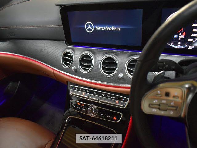 Mercedes Benz E-CLASS 2019-03 7979940-9