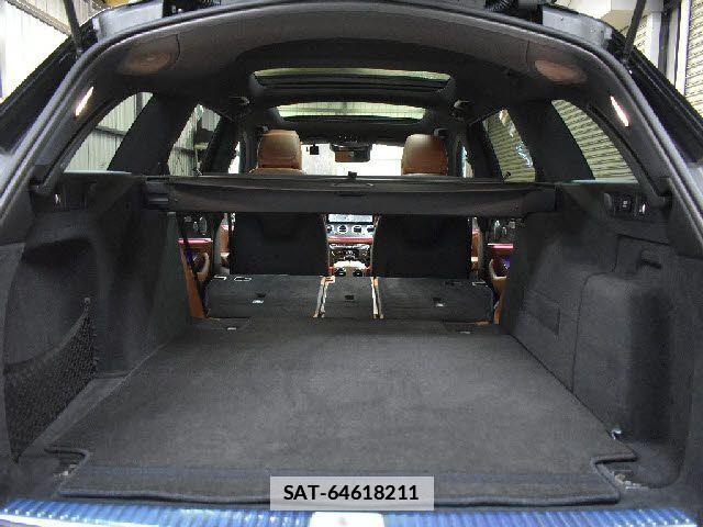 Mercedes Benz E-CLASS 2019-03 7979940-19