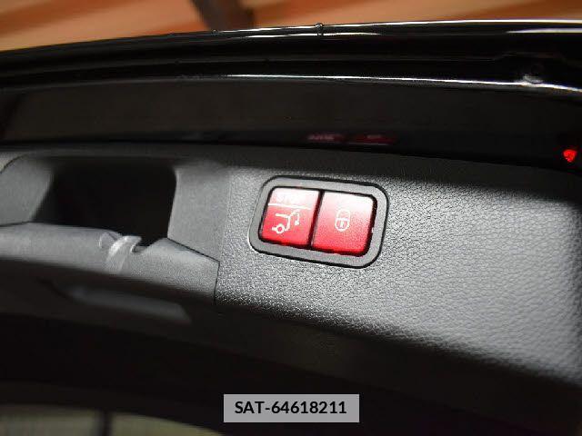 Mercedes Benz E-CLASS 2019-03 7979940-20