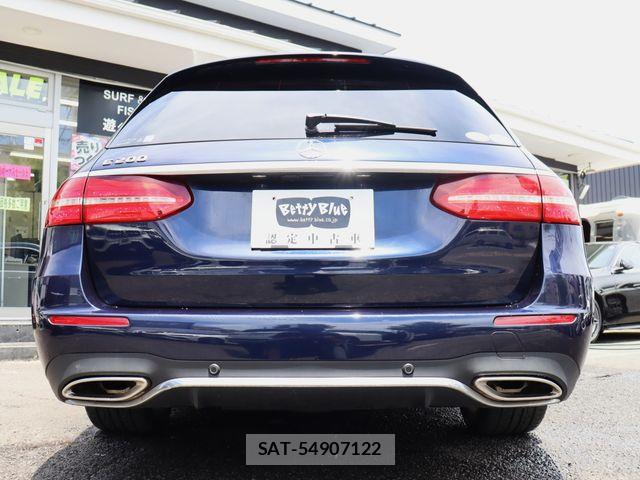 Mercedes Benz E-CLASS 2017-01 8036696-20