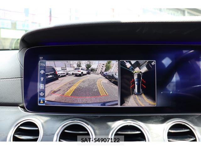 Mercedes Benz E-CLASS 2017-01 8036696-21