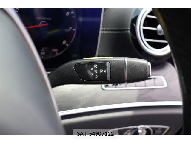 Mercedes Benz E-CLASS 2017-01 8036696-6